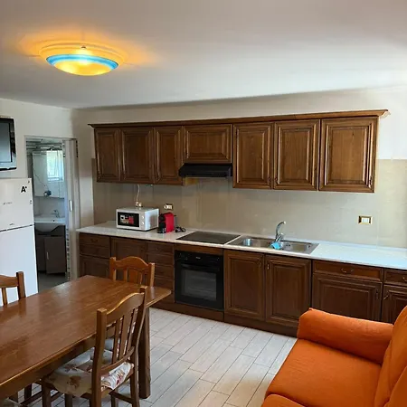 House Apartment *