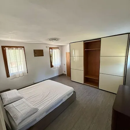 Apartment House